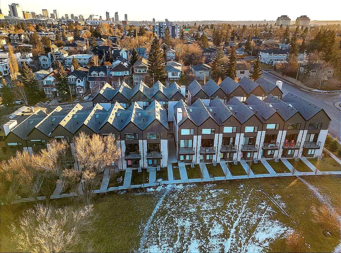 1426 23 Avenue Northwest, Calgary – Multi-Family Row/Townhouse Listing Photo 16