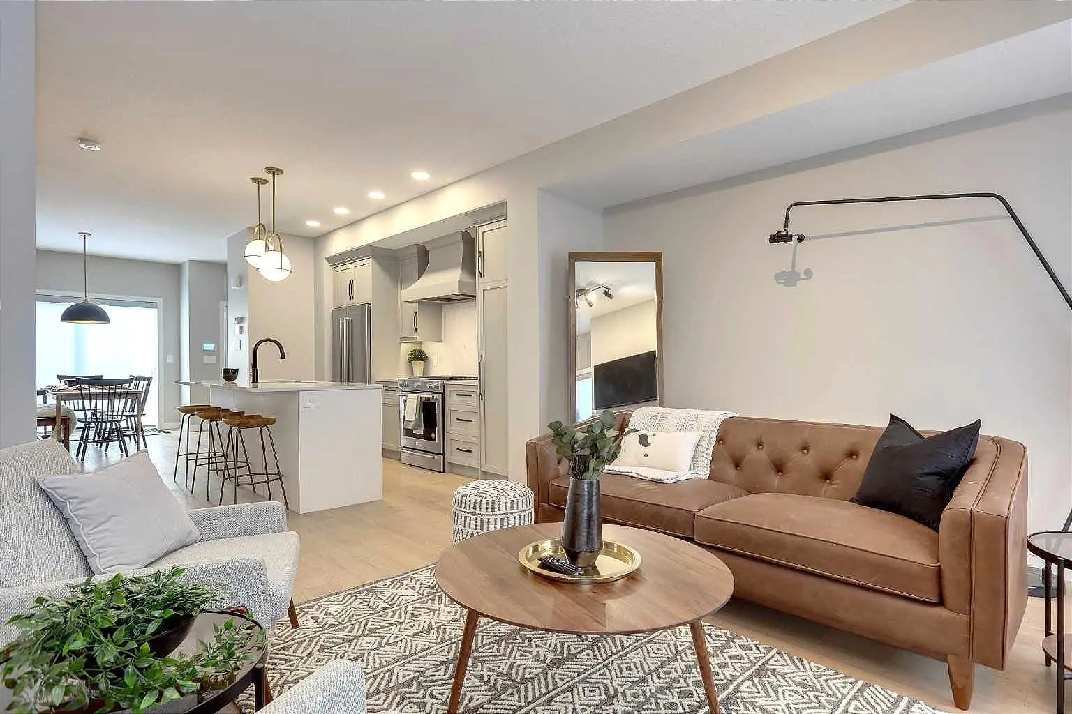 1426 23 Avenue Northwest, Calgary – Multi-Family Row/Townhouse Listing Photo 7