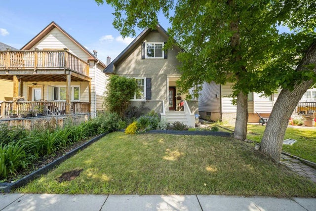 412 17 Avenue Nw, Calgary