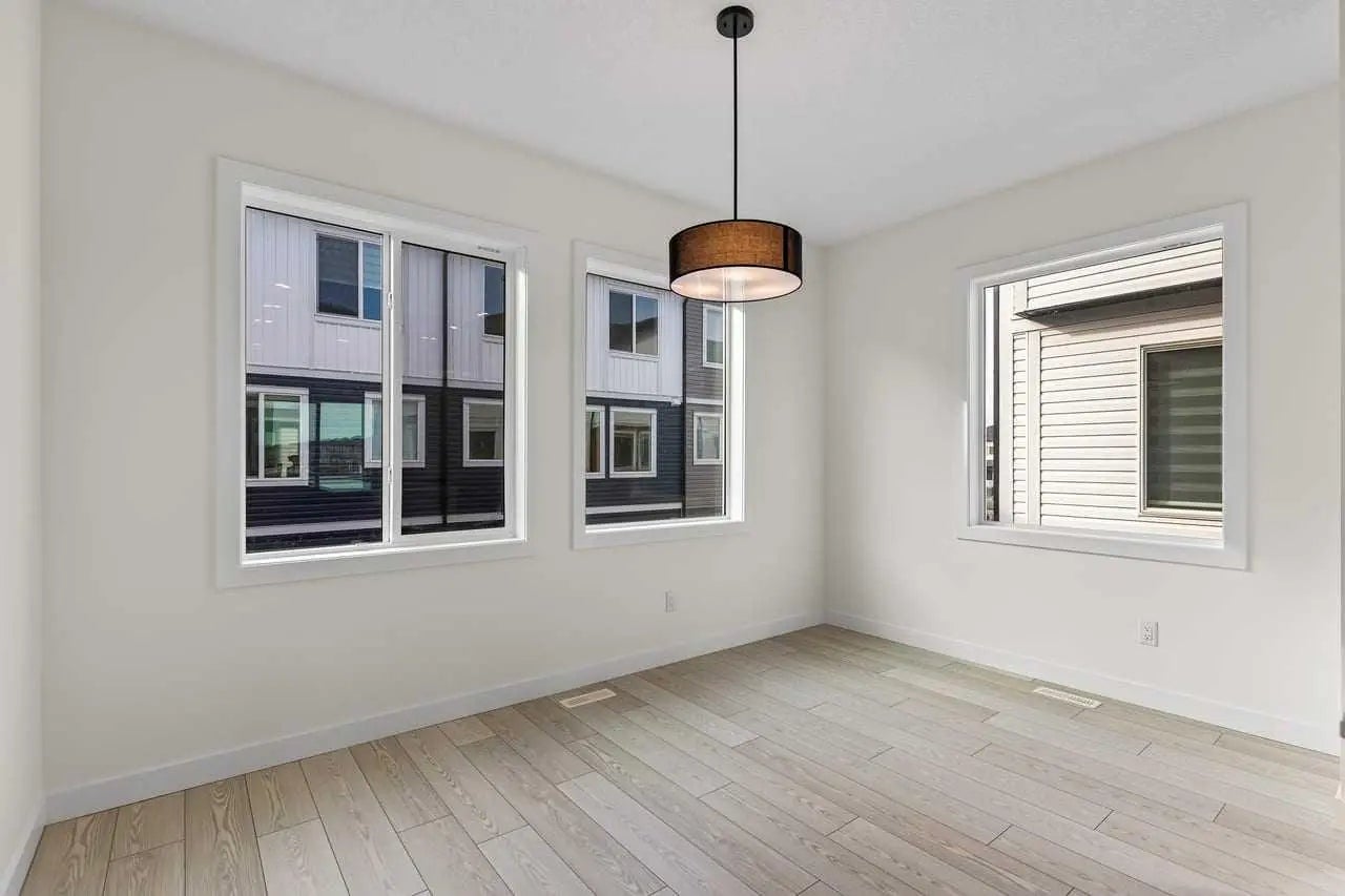 42 Corner Glen Manor Northeast, Calgary – Residential Row/Townhouse Listing Photo 16