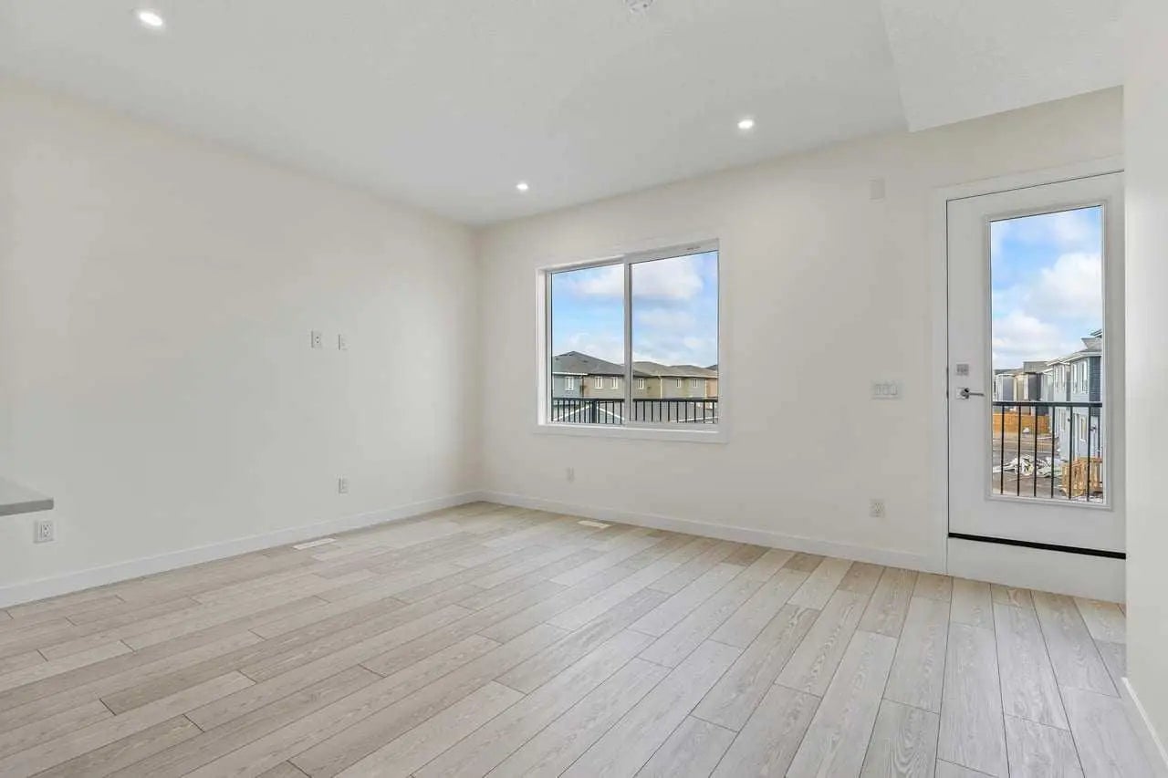 42 Corner Glen Manor Northeast, Calgary – Residential Row/Townhouse Listing Photo 18