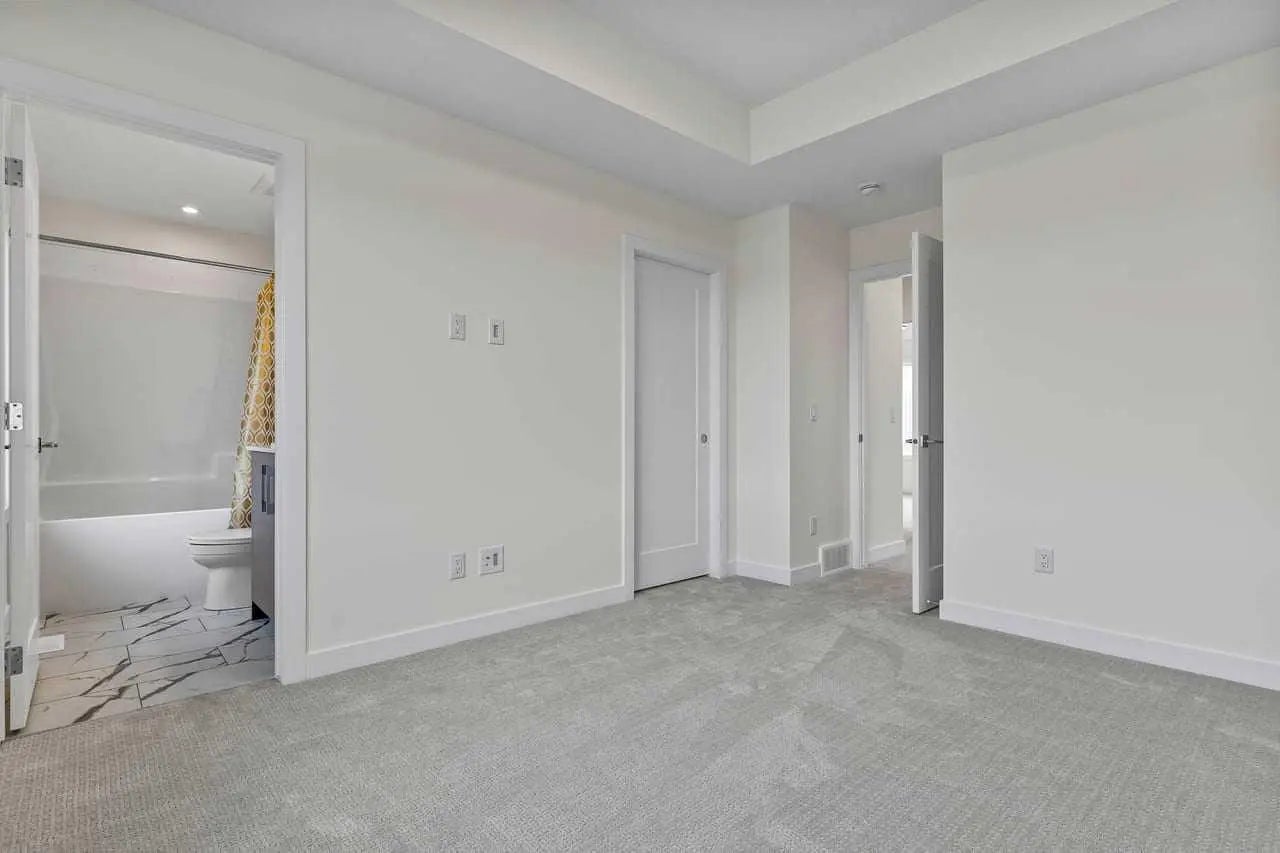 42 Corner Glen Manor Northeast, Calgary – Residential Row/Townhouse Listing Photo 24