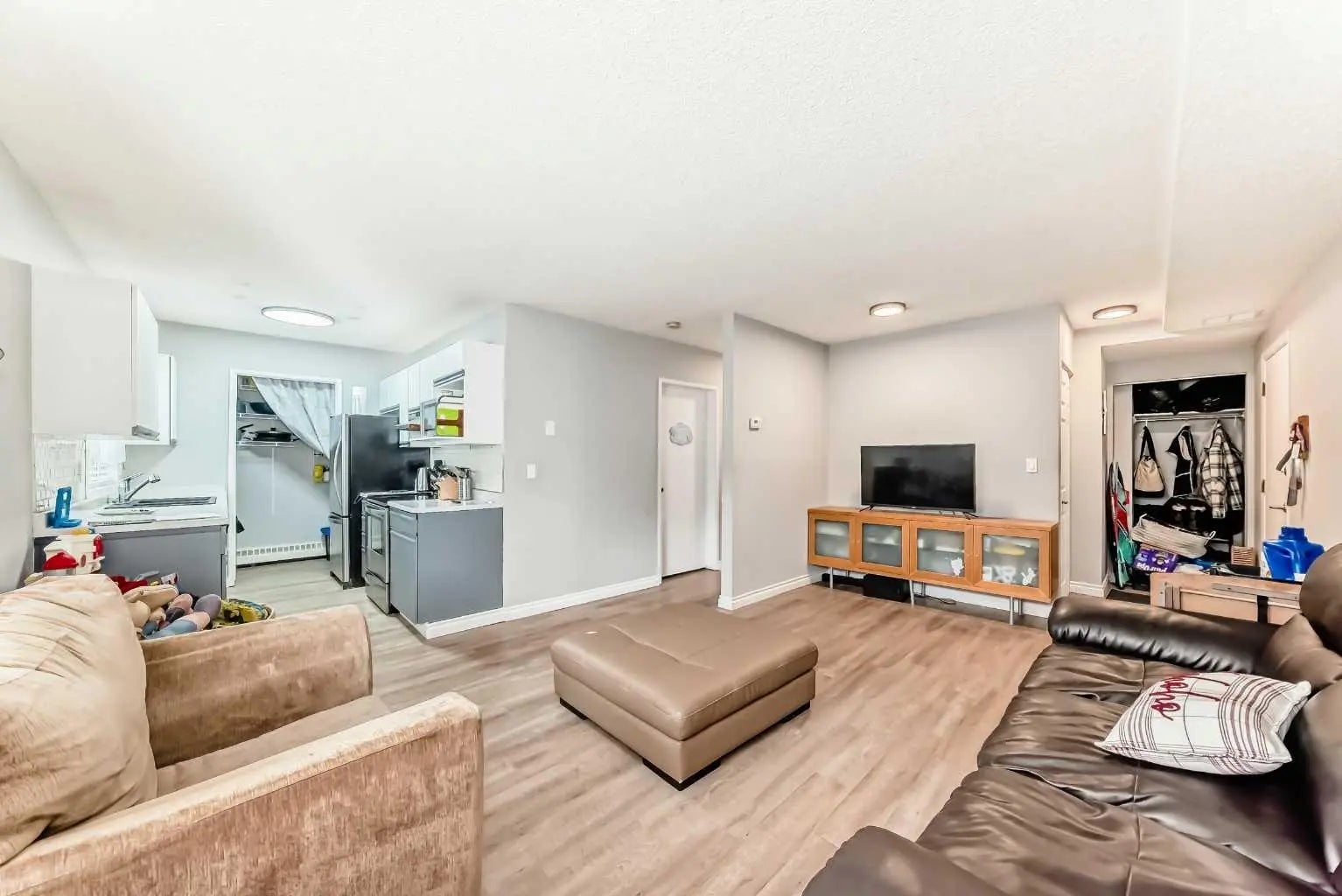 100, 2508 17 Street Southwest, Calgary – Residential Apartment Listing Photo 6