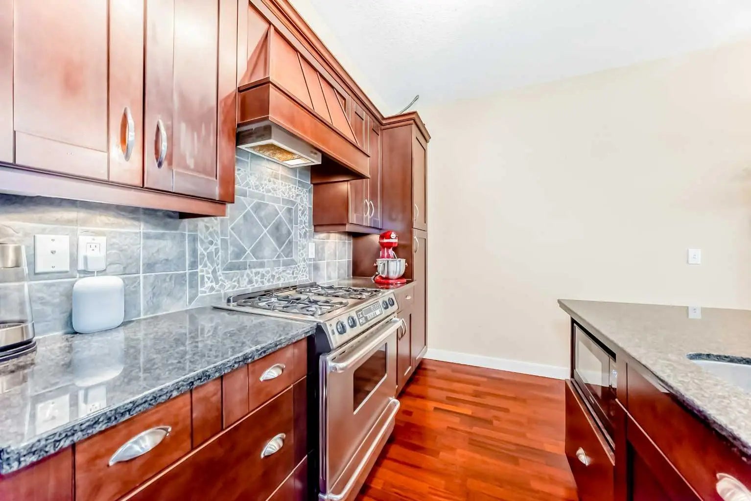 Photo of Listing #A2284738