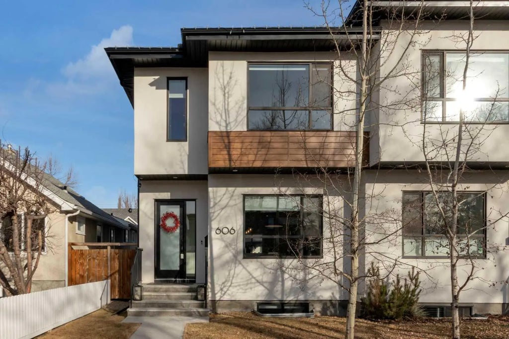 606 9 Avenue Ne, Calgary