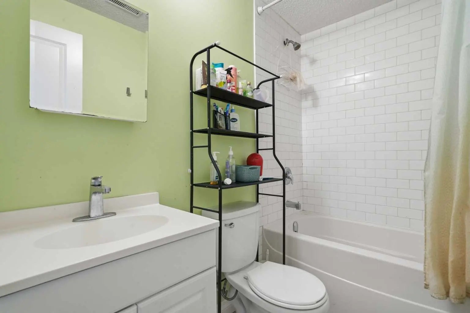 80 Taradale Drive S, Calgary – Residential Detached Listing Photo 22