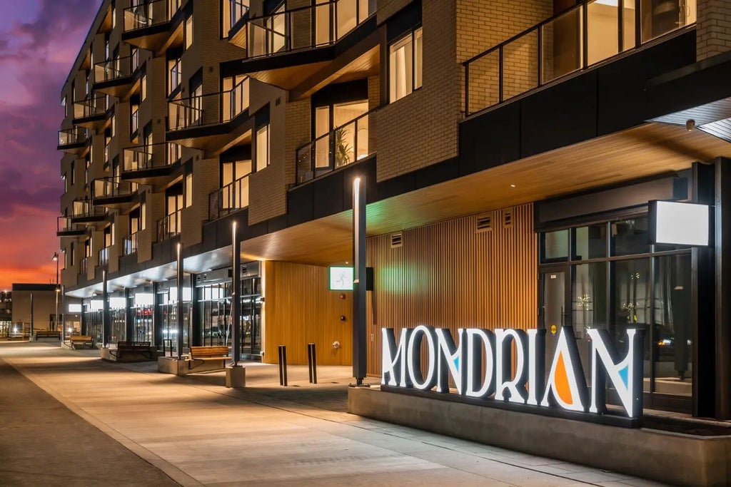 601, 8230 Broadcast Avenue Sw, Calgary