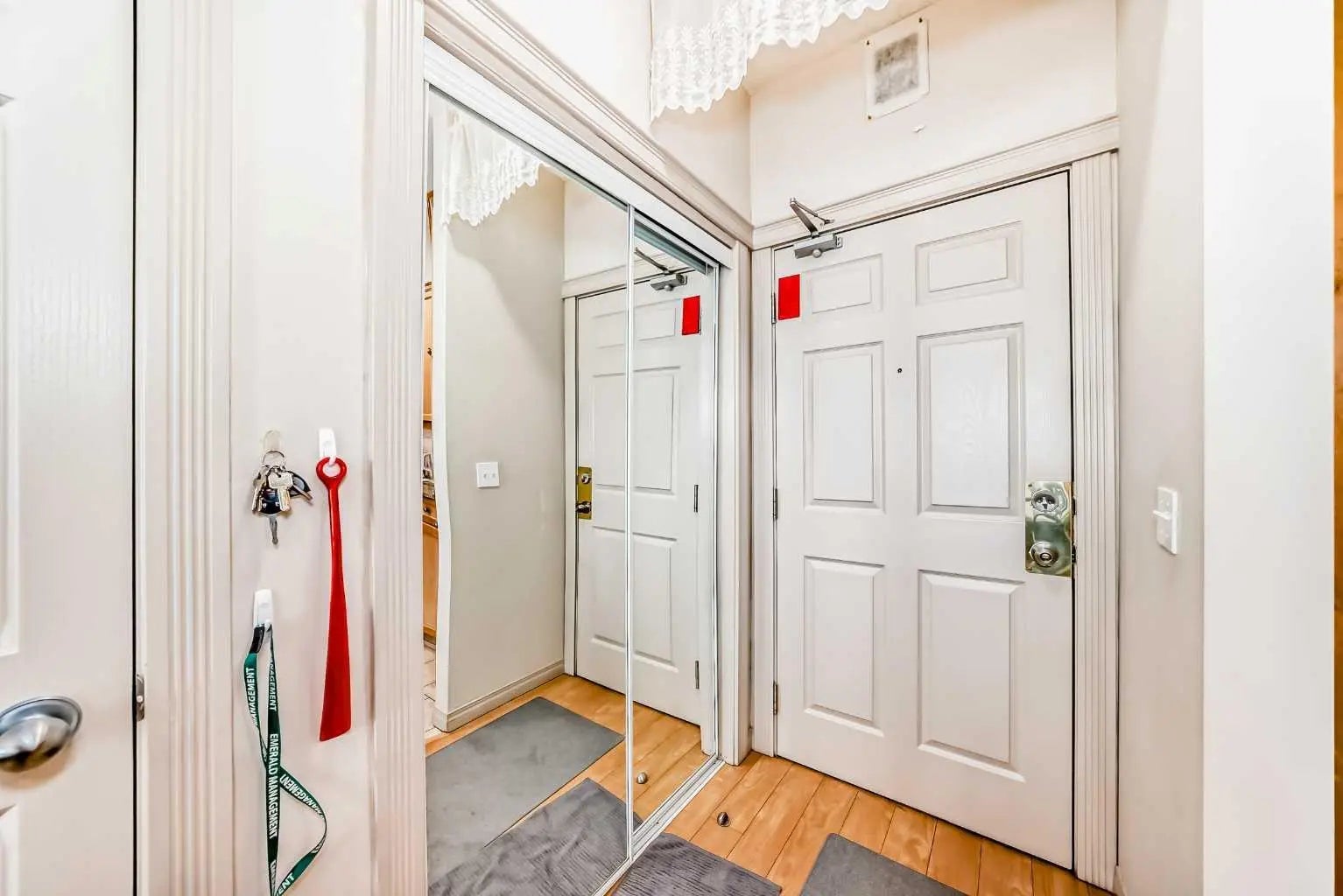 307, 1507 Centre A Street Northeast, Calgary – Residential Apartment Listing Photo 2