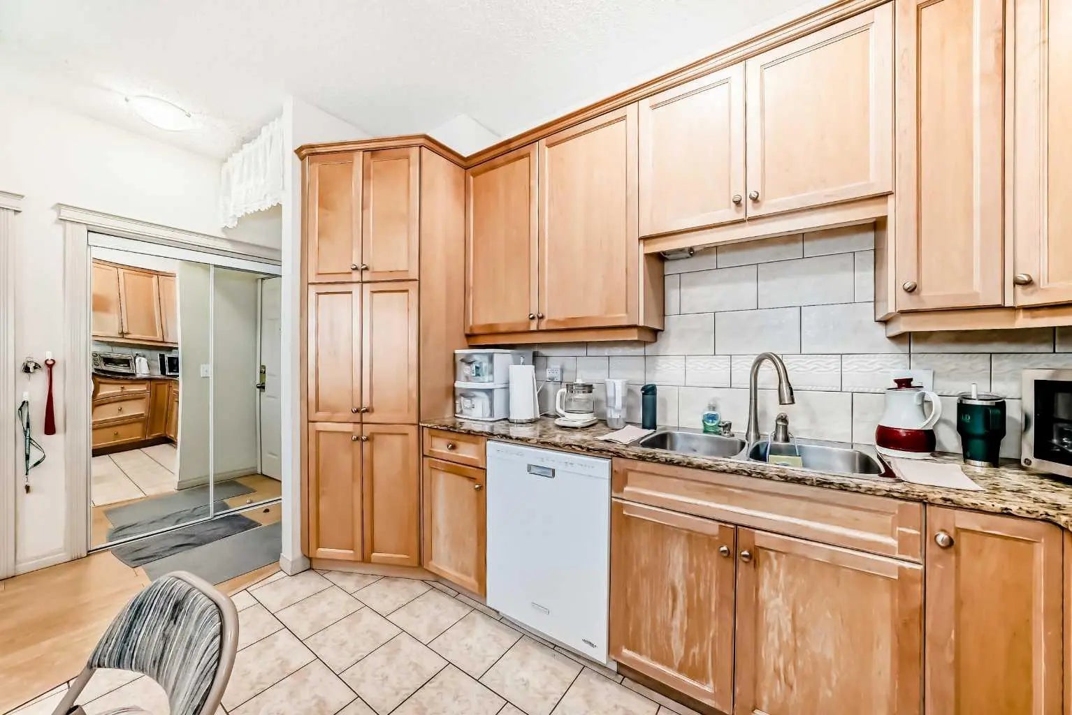 307, 1507 Centre A Street Northeast, Calgary – Residential Apartment Listing Photo 7