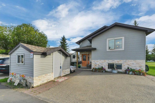 3070, 25074 South Pine Lake Road , Rural Red Deer County