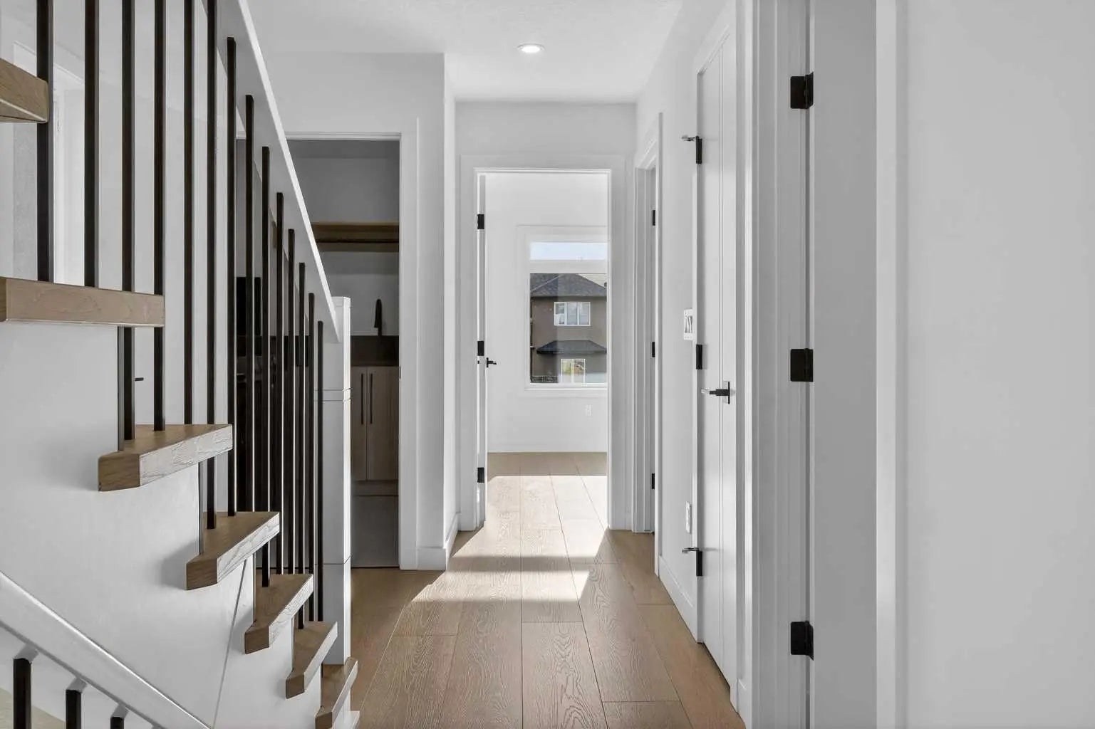 720 52 Avenue Southwest, Calgary – Residential Detached Listing Photo 16