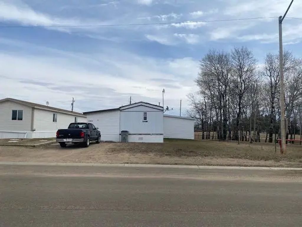 5503 51 Street , Edgerton