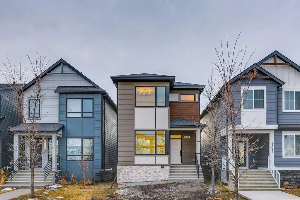 15085 37 Street Sw, Calgary