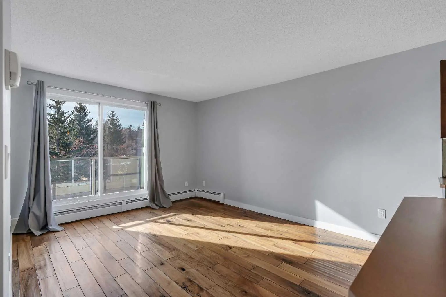 304, 1828 12 Avenue Southwest, Calgary – Residential Apartment Listing Photo 4