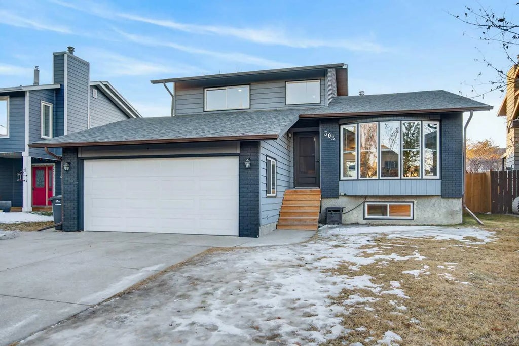 303 Woodside Place , Okotoks