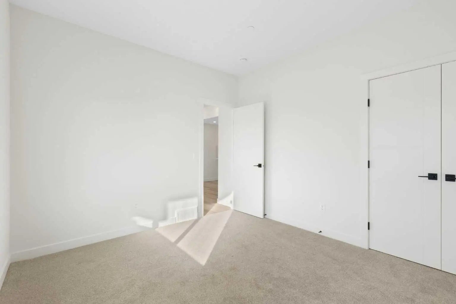 23 St. Andrews Close , Lyalta – Residential Semi Detached (Half Duplex) Listing Photo 31