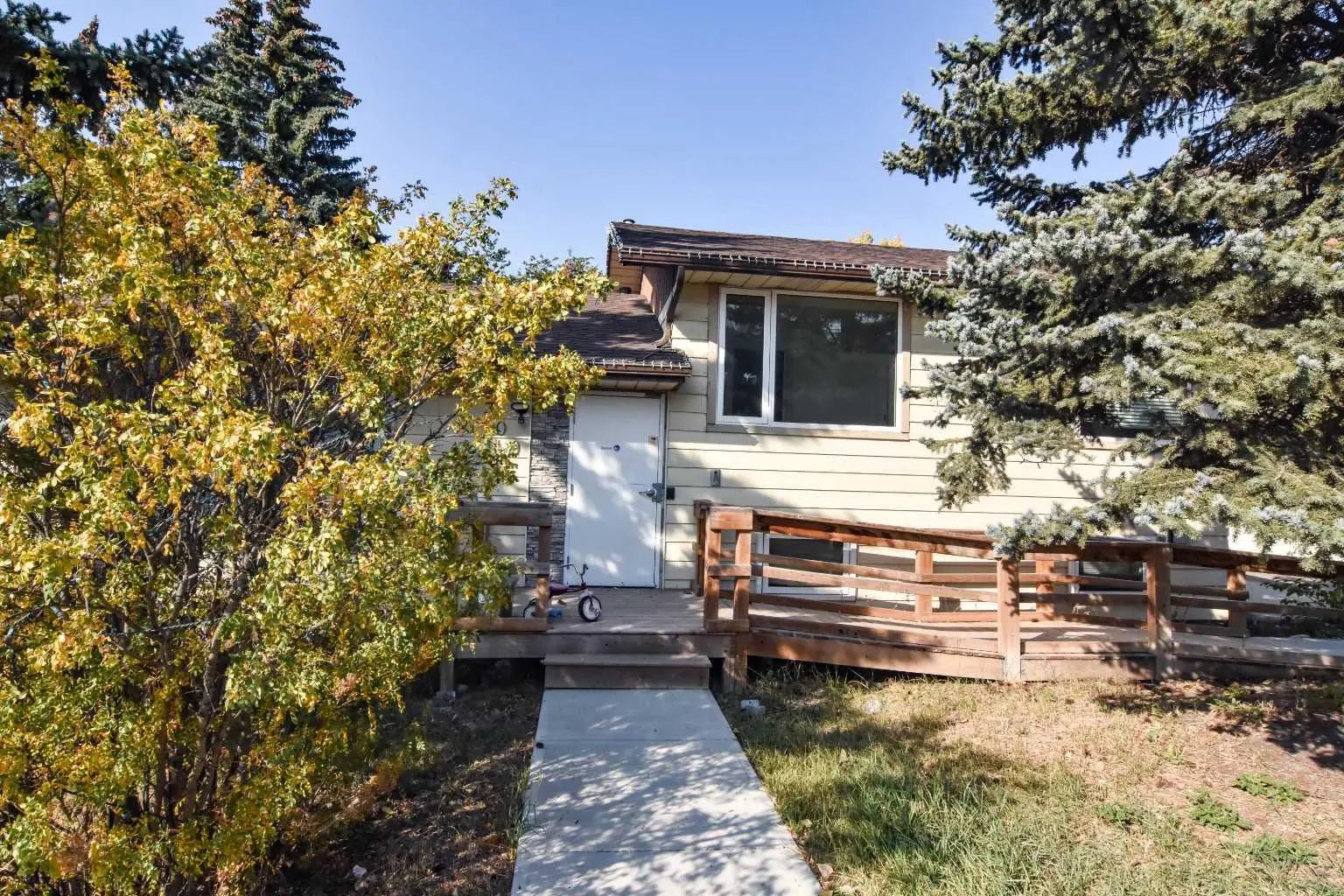 309 Main Street Northwest, Airdrie – Commercial Mixed Use Listing Photo 2
