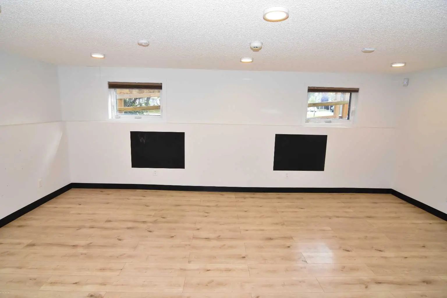 309 Main Street Northwest, Airdrie – Commercial Mixed Use Listing Photo 28