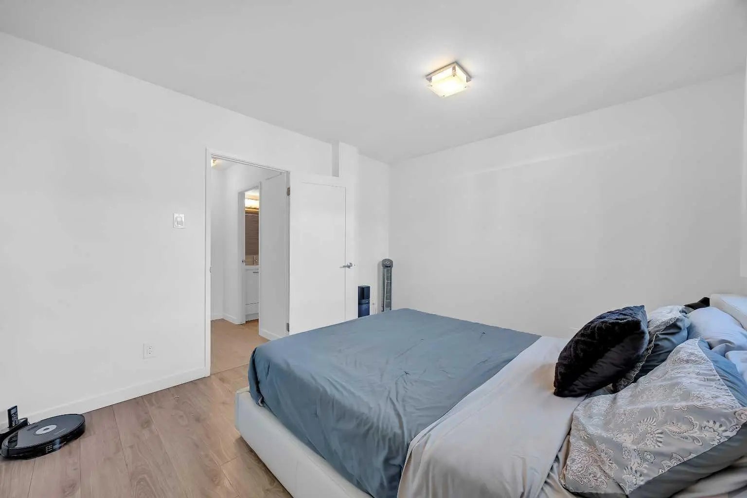 701, 1111 15 Avenue Southwest, Calgary – Residential Apartment Listing Photo 23