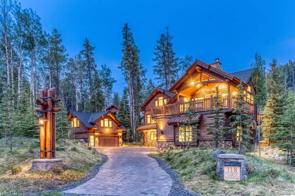 118 Cairns Landing , Canmore