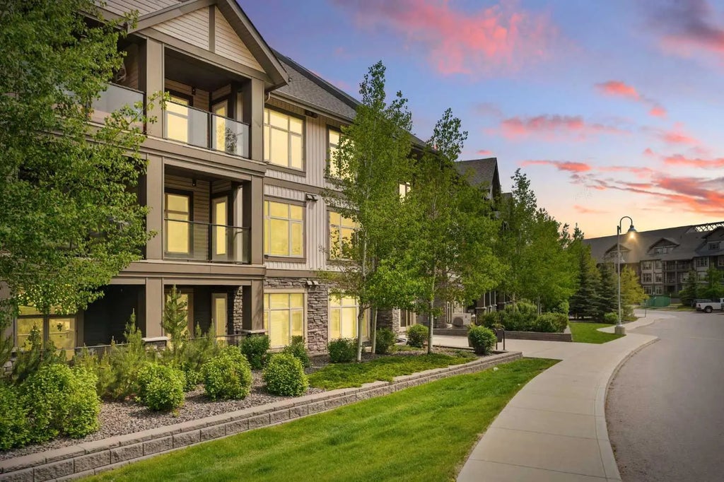 24, 45 Aspenmont Heights Sw, Calgary