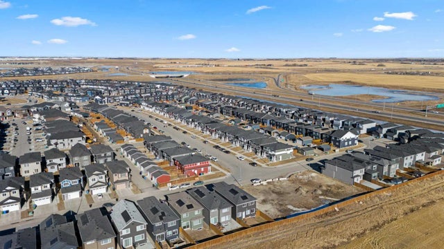 461 Corner Meadows Way Ne, Calgary