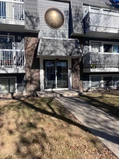 304, 4814 46 Street , Red Deer