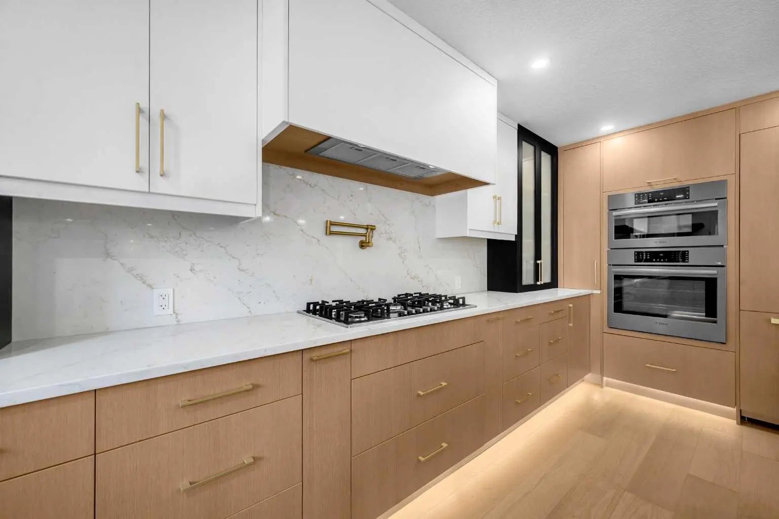 4239 Vauxhall Crescent Northwest, Calgary – Residential Detached Listing Photo 10