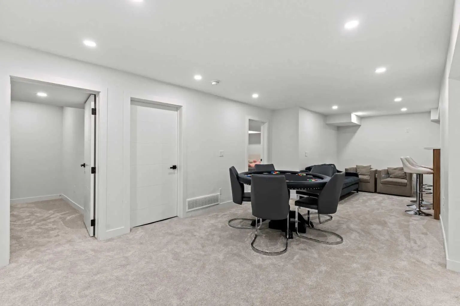 4239 Vauxhall Crescent Northwest, Calgary – Residential Detached Listing Photo 22