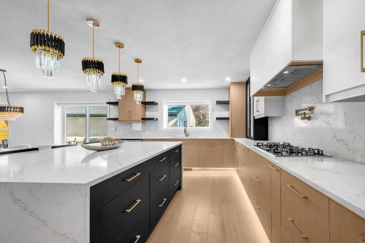 4239 Vauxhall Crescent Northwest, Calgary – Residential Detached Listing Photo 8