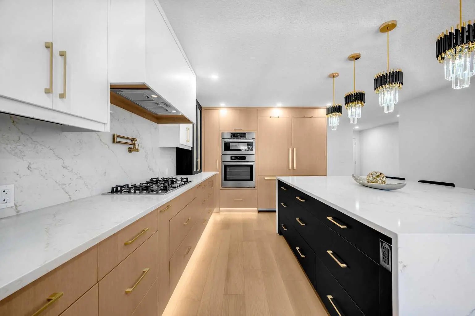 4239 Vauxhall Crescent Northwest, Calgary – Residential Detached Listing Photo 9