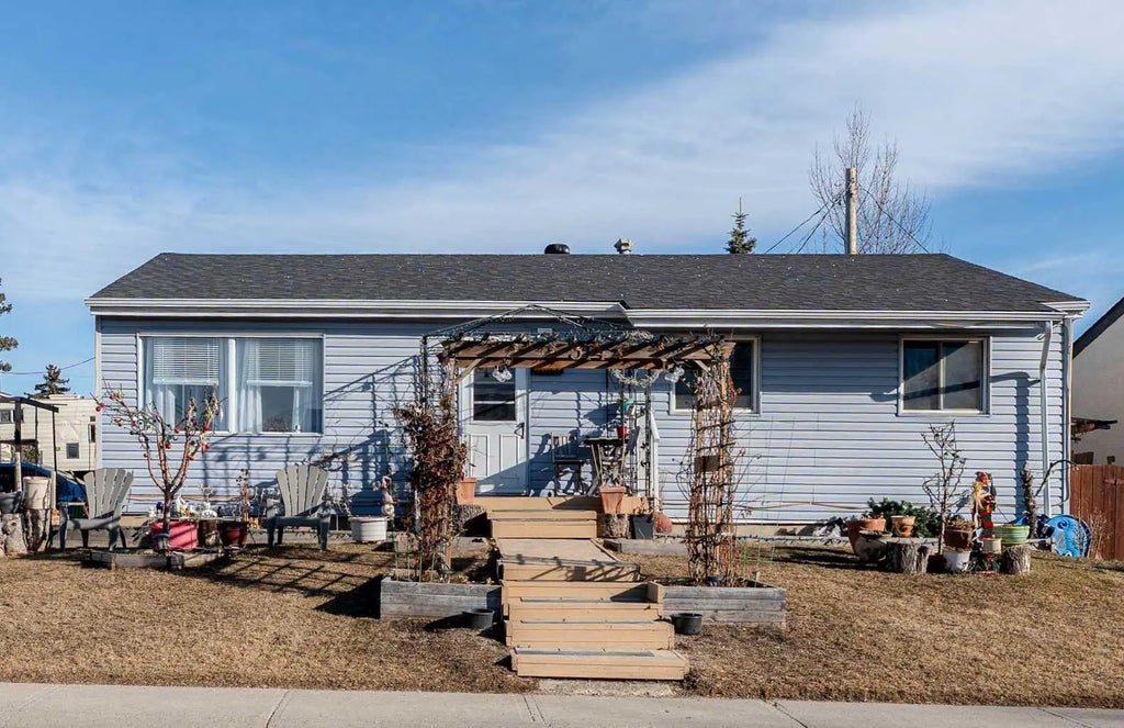 314 Olympia Crescent Se, Calgary