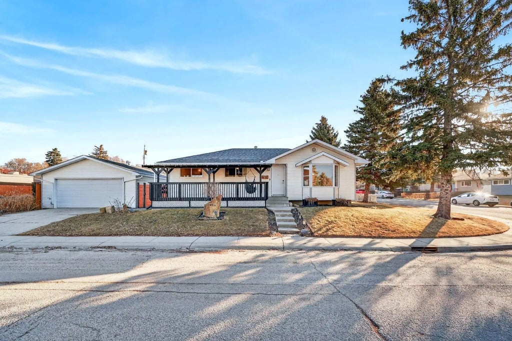 1904 Veiner Street Ne, Calgary