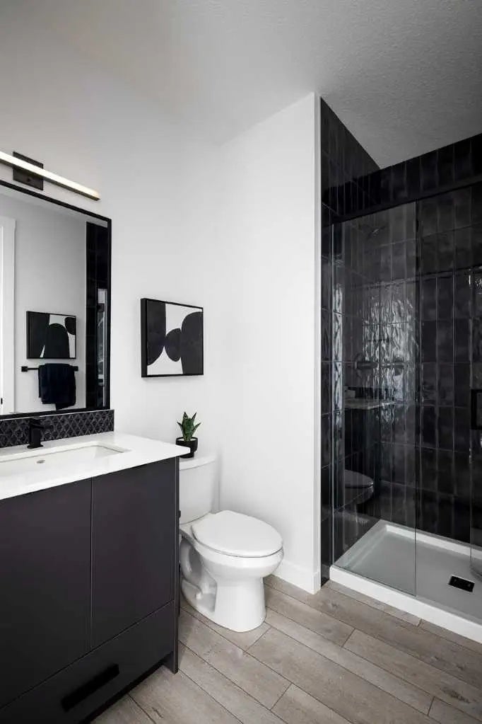 259 Corner Glen Gardens Northeast, Calgary – Residential Detached Listing Photo 6