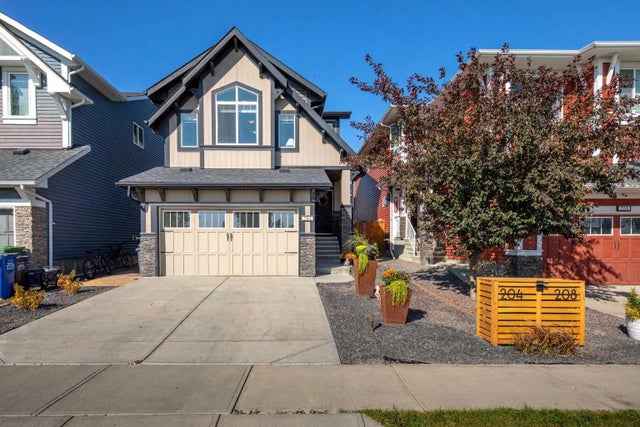 204 Paint Horse Drive , Cochrane