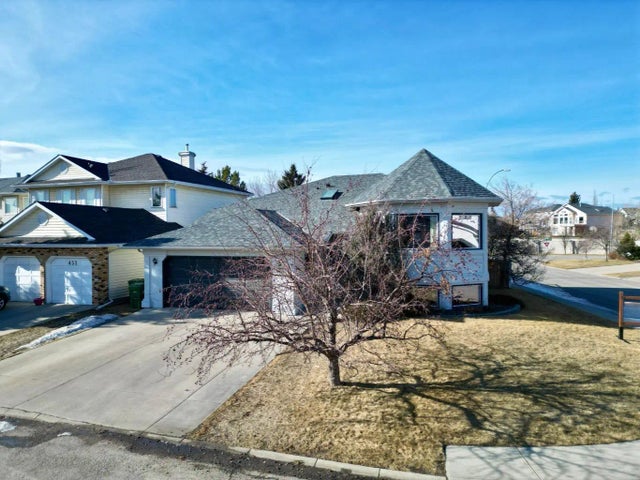 456 Hawkland Place Nw, Calgary