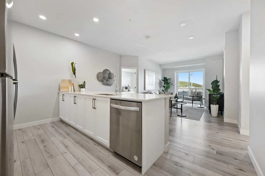 310, 255 Les Jardins Park Se, Calgary