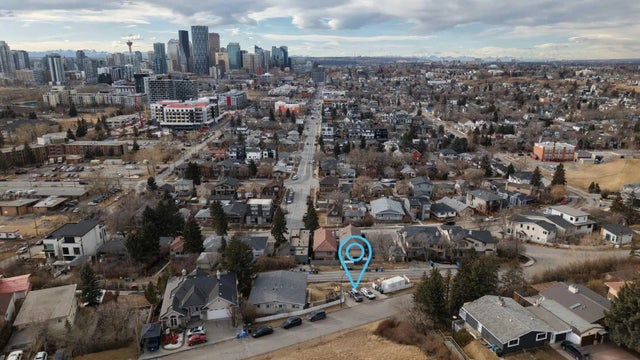 205 Thomson Avenue Ne, Calgary