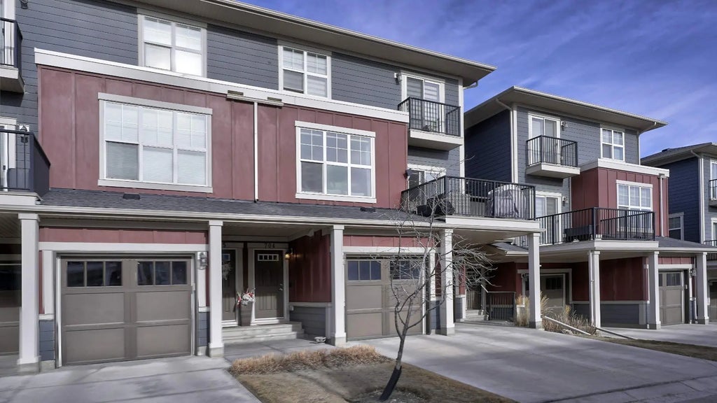704, 428 Nolan Hill Drive Nw, Calgary