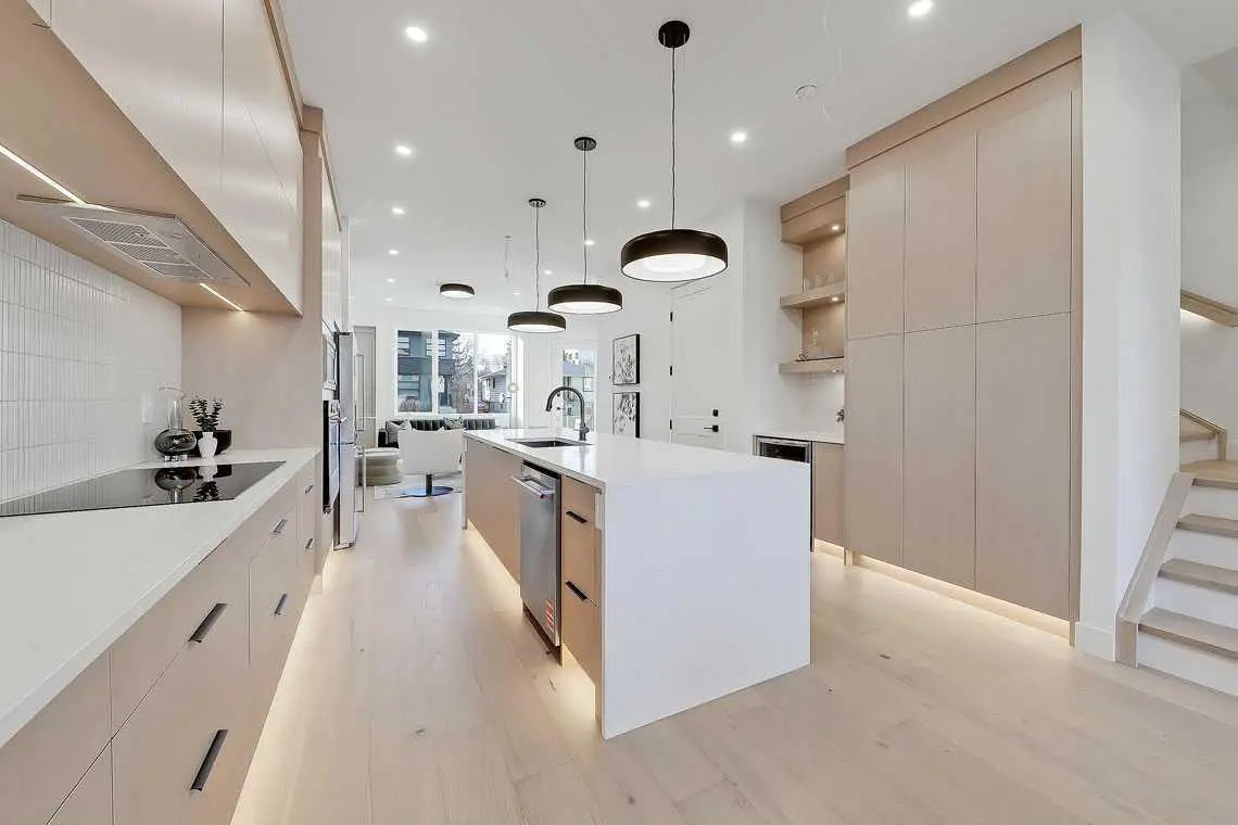 2216 35 Street Southwest, Calgary – Residential Semi Detached (Half Duplex) Listing Photo 13