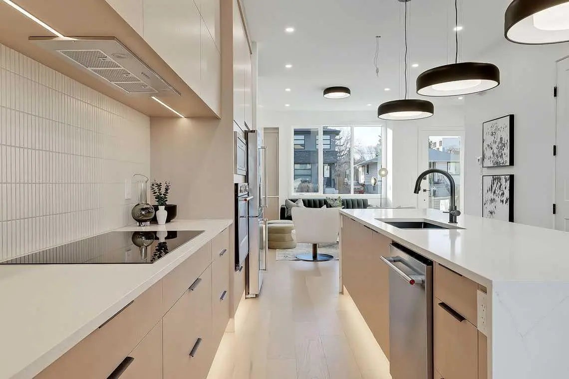 2216 35 Street Southwest, Calgary – Residential Semi Detached (Half Duplex) Listing Photo 16