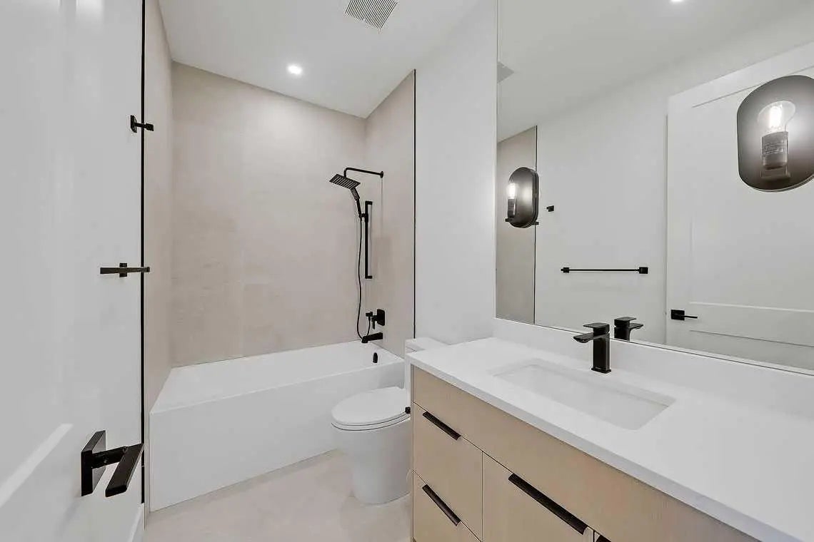 2216 35 Street Southwest, Calgary – Residential Semi Detached (Half Duplex) Listing Photo 38