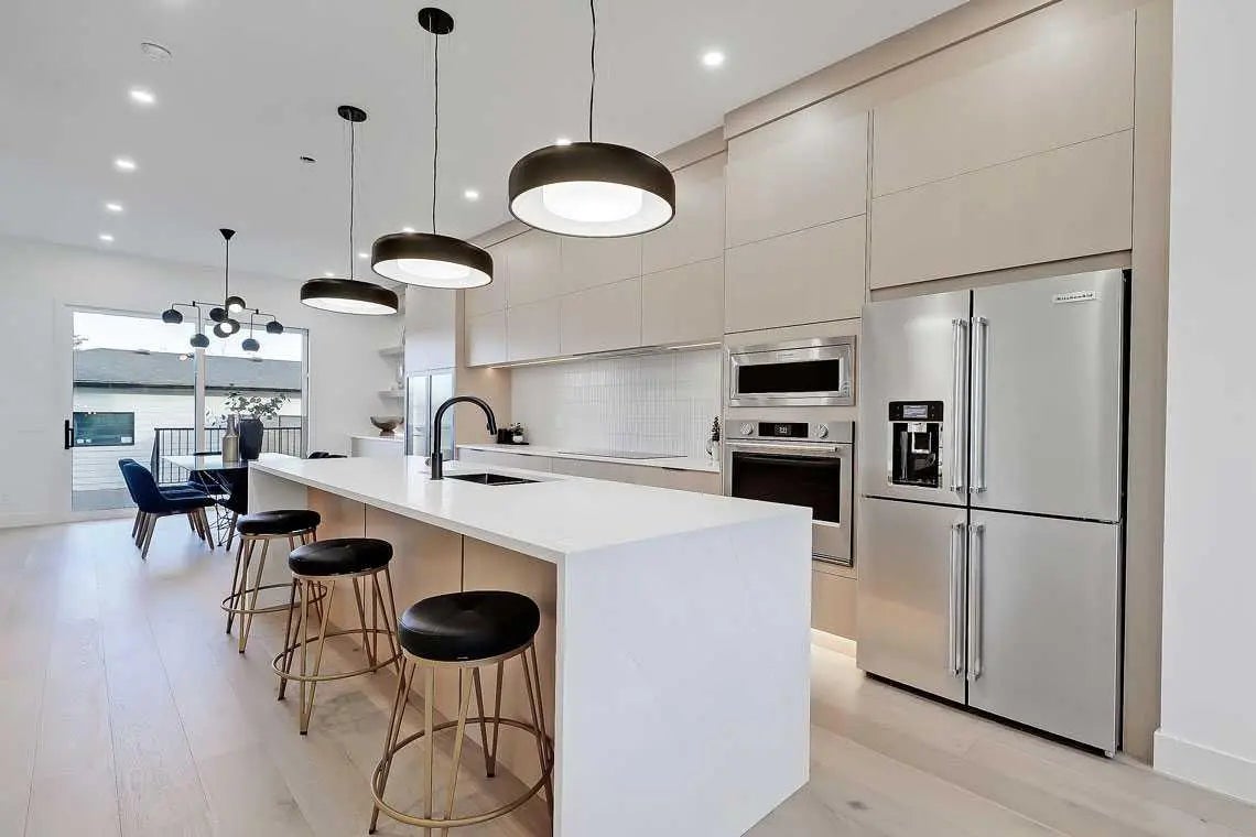 2216 35 Street Southwest, Calgary – Residential Semi Detached (Half Duplex) Listing Photo 9