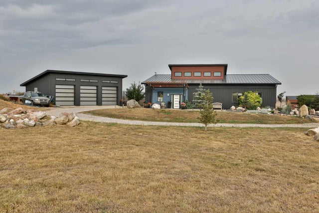 309 Alta Vista Boulevard , Carmangay