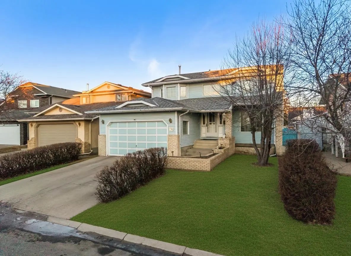 107 Pasadena Green Northeast, Calgary – Residential Detached Listing Photo 2