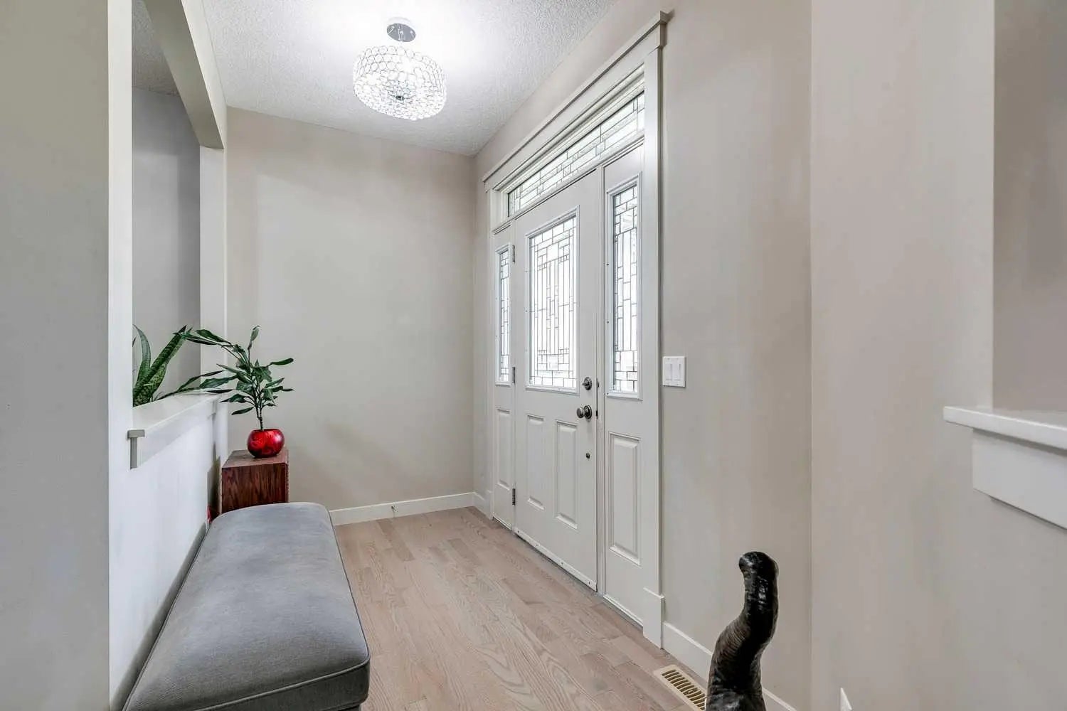 95 Evansdale Common Northwest, Calgary – Residential Detached Listing Photo 2