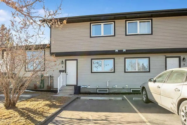 4, 51 Big Hill Way Se, Airdrie