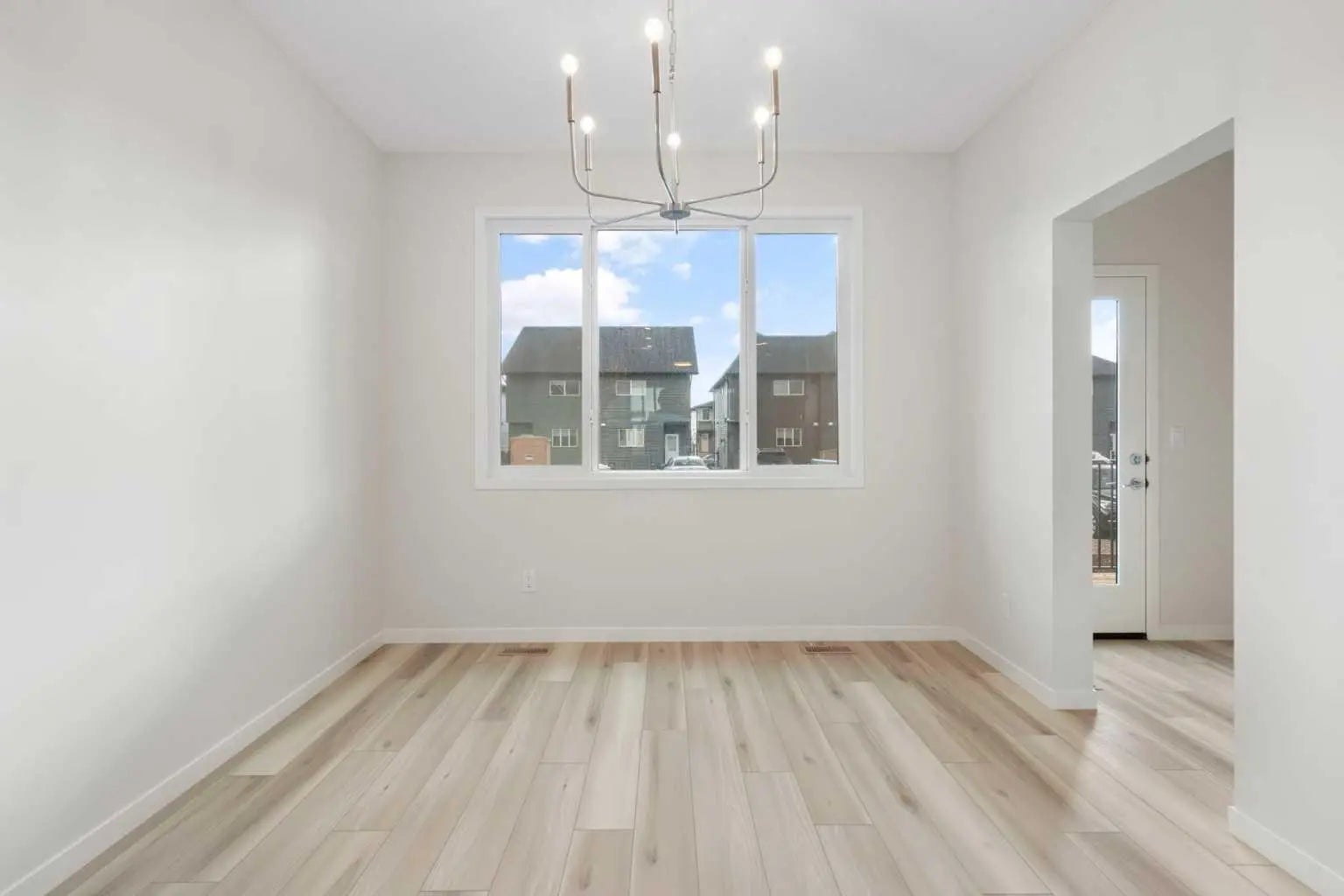 680 Buffaloberry Manor Southeast, Calgary – Residential Detached Listing Photo 15