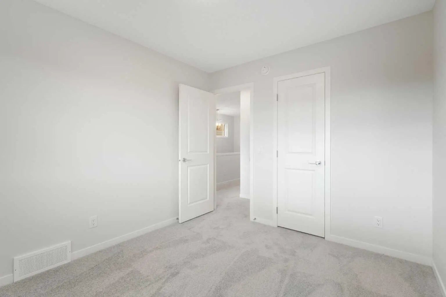 680 Buffaloberry Manor Southeast, Calgary – Residential Detached Listing Photo 30