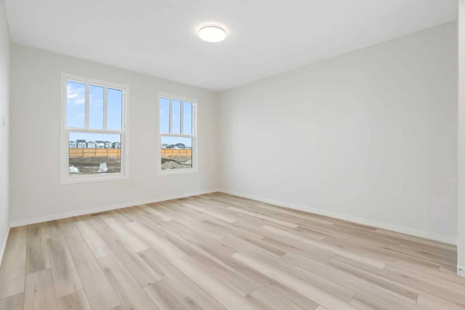 680 Buffaloberry Manor Southeast, Calgary – Residential Detached Listing Photo 9